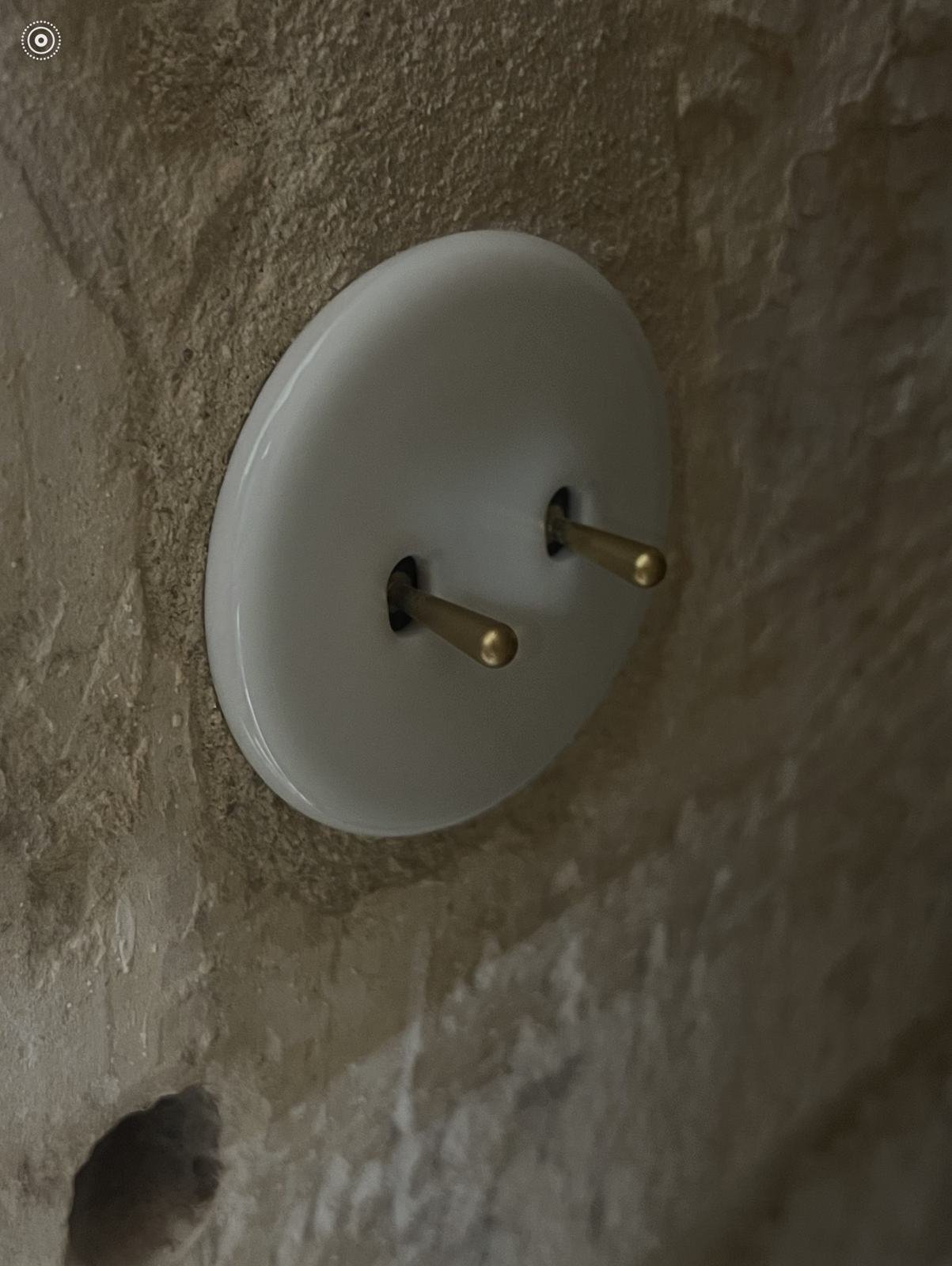 Finition électrique soignée à Royan
